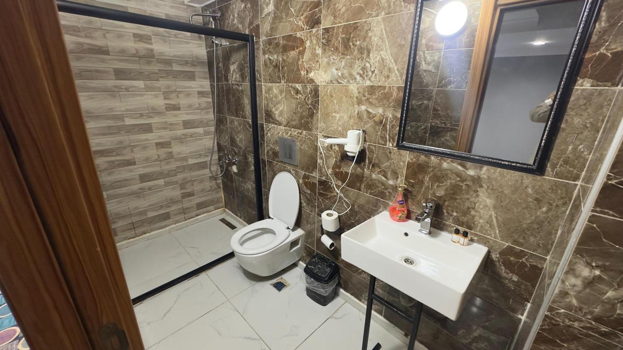 Apartment Lara Gaziosmanpasa Guenluek Kiralik *