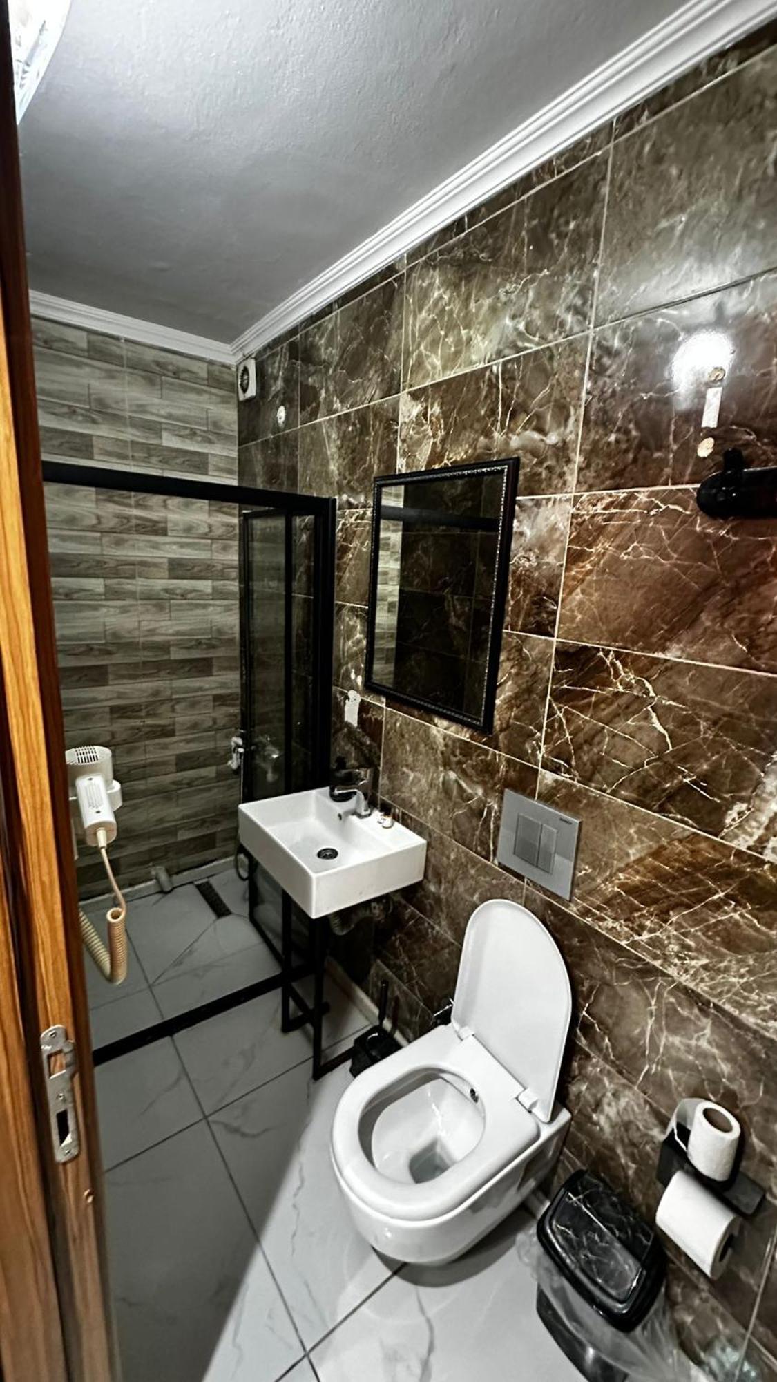Apartment Lara Gaziosmanpasa Guenluek Kiralik